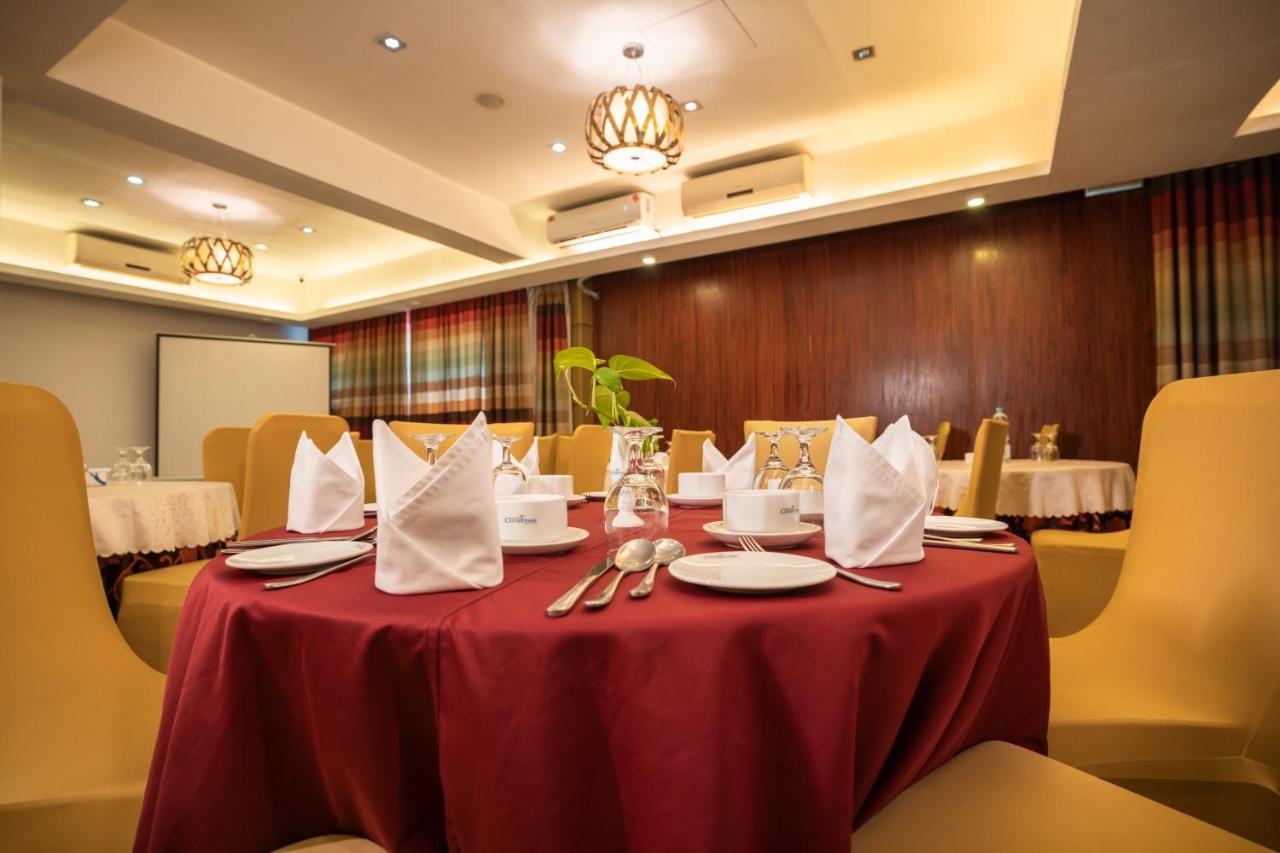 Hotel Bengal Canary Park Dhaka Esterno foto
